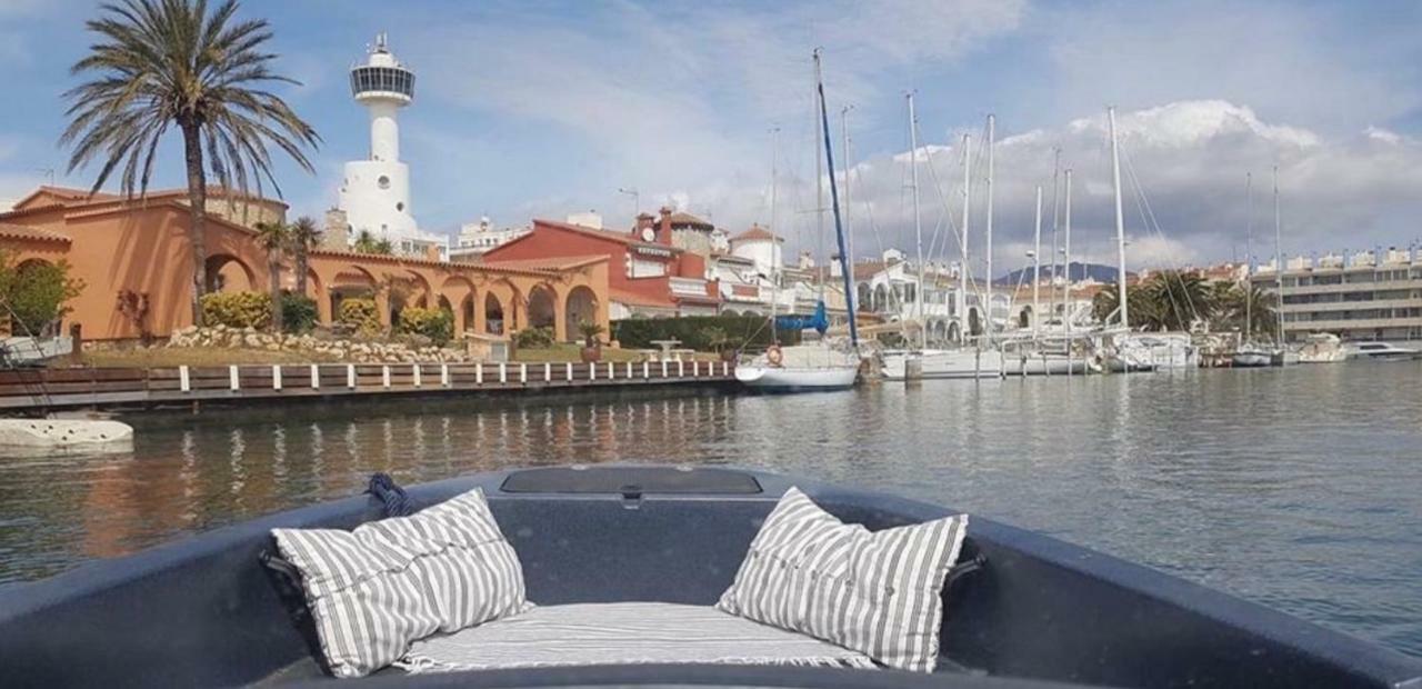 Apartamento 1ª Linea De Mar -Wifi- Aire Acondicionado Empuriabrava Eksteriør bilde